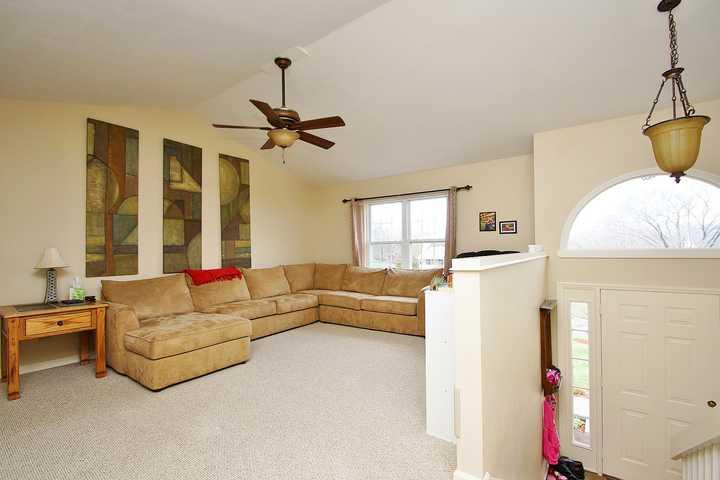 243 Jay Ridge Road Cloverdale, VA 24077 - Photo 3 of 31 dsc05008.jpg
