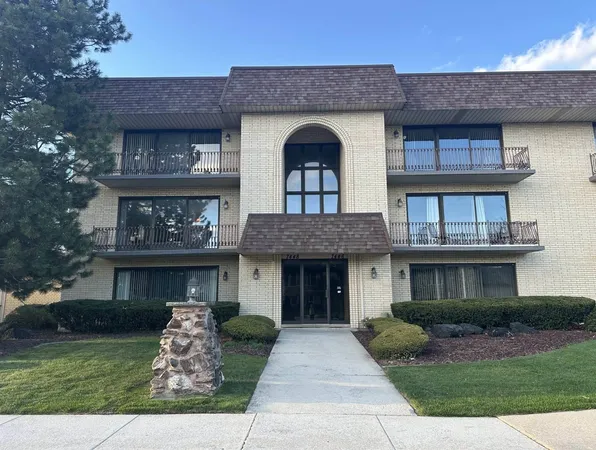 $225,000 | 7448 West 153rd Street, Unit 2, Orland Park, IL 60462