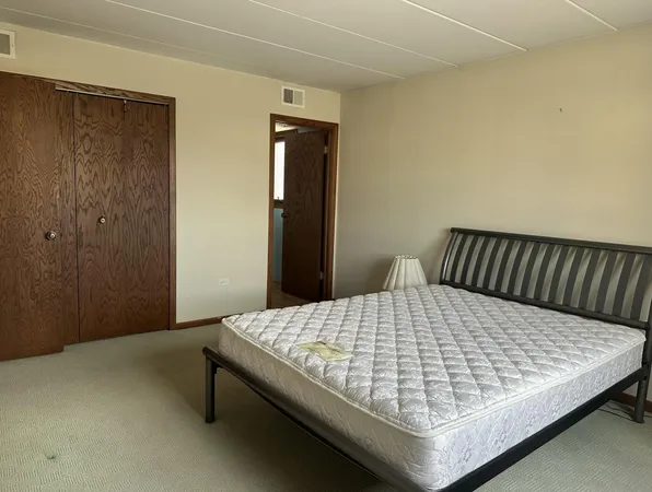 $225,000 | 7448 West 153rd Street, Unit 2, Orland Park, IL 60462
