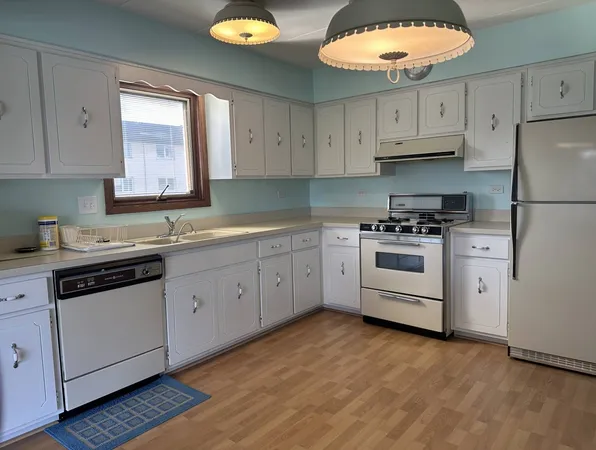 $225,000 | 7448 West 153rd Street, Unit 2, Orland Park, IL 60462