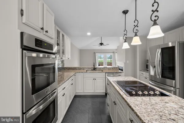 $3,850 | 20303 Marketree Place, Gaithersburg, MD 20886