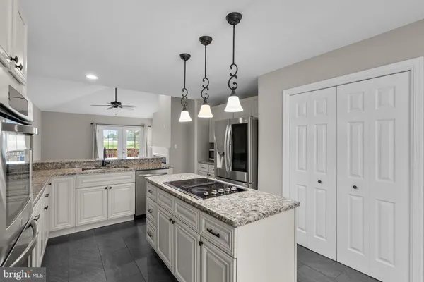$3,850 | 20303 Marketree Place, Gaithersburg, MD 20886
