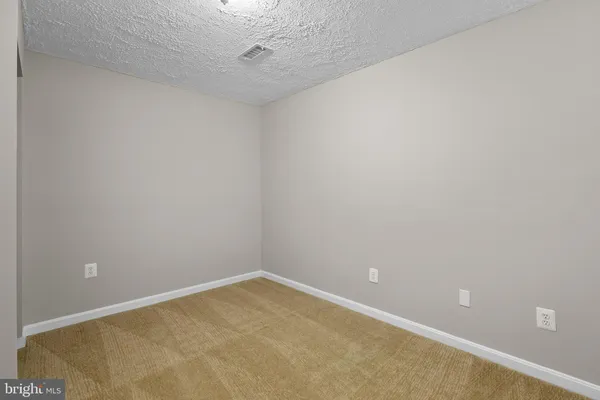 $3,850 | 20303 Marketree Place, Gaithersburg, MD 20886