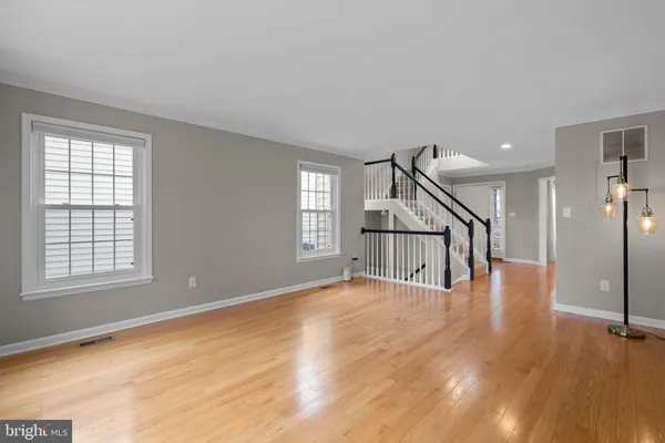 $3,850 | 20303 Marketree Place, Gaithersburg, MD 20886