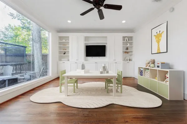 $12,900 | 5410 Valerie Street, Bellaire, TX 77401