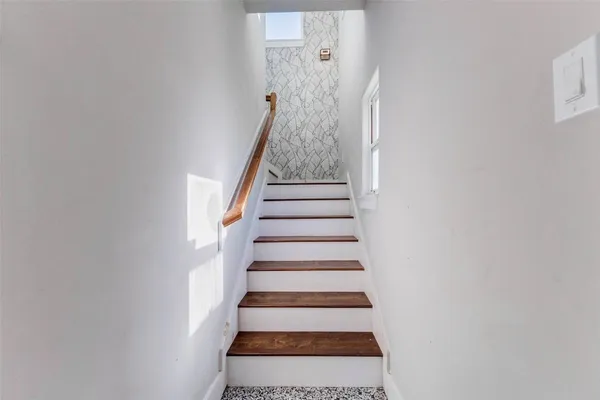 $12,900 | 5410 Valerie Street, Bellaire, TX 77401