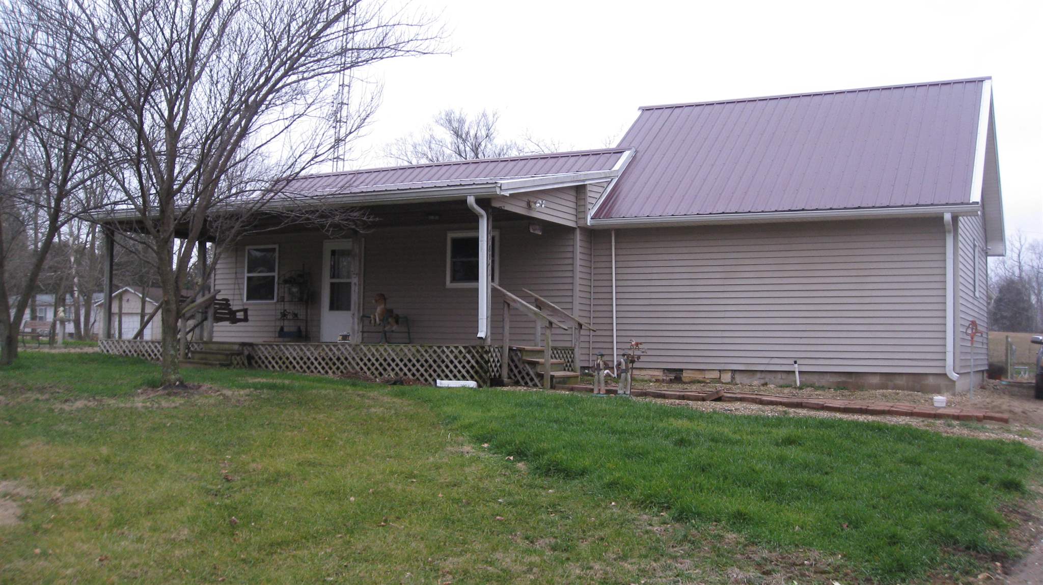 4081 South Leatherwood Road Bedford, IN 47421 - Photo 3 of 7