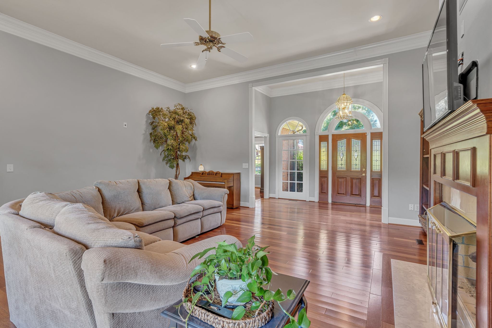 1651 Lawrence Lane Springfield, TN 37172 - Photo 12 of 56 a living room with furniture and a large window