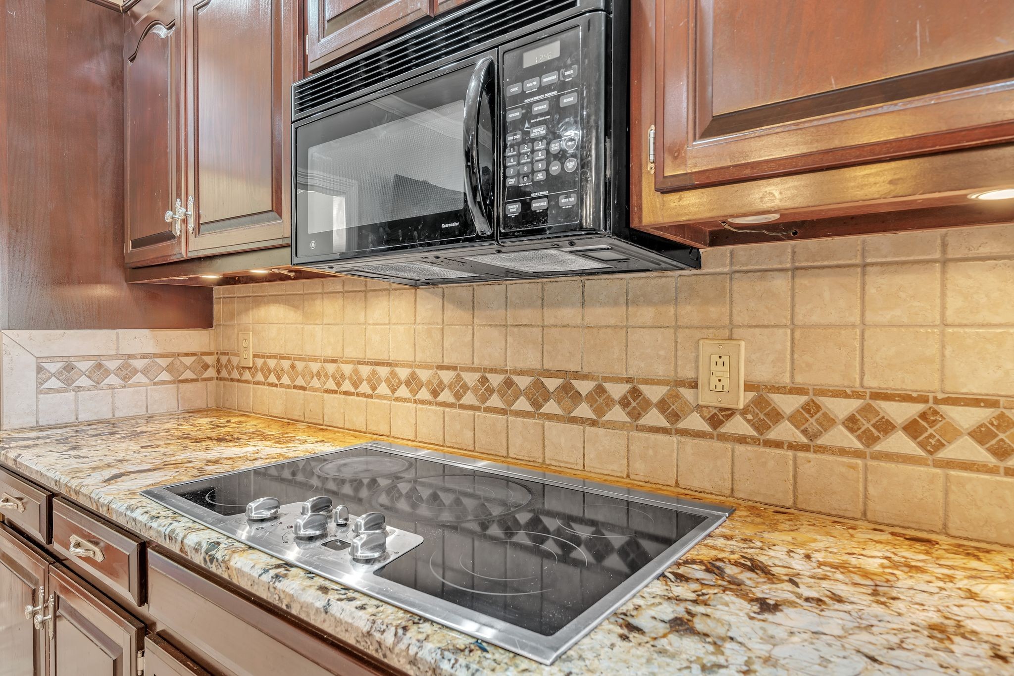 1651 Lawrence Lane Springfield, TN 37172 - Photo 19 of 56 a kitchen with a stove and a shower
