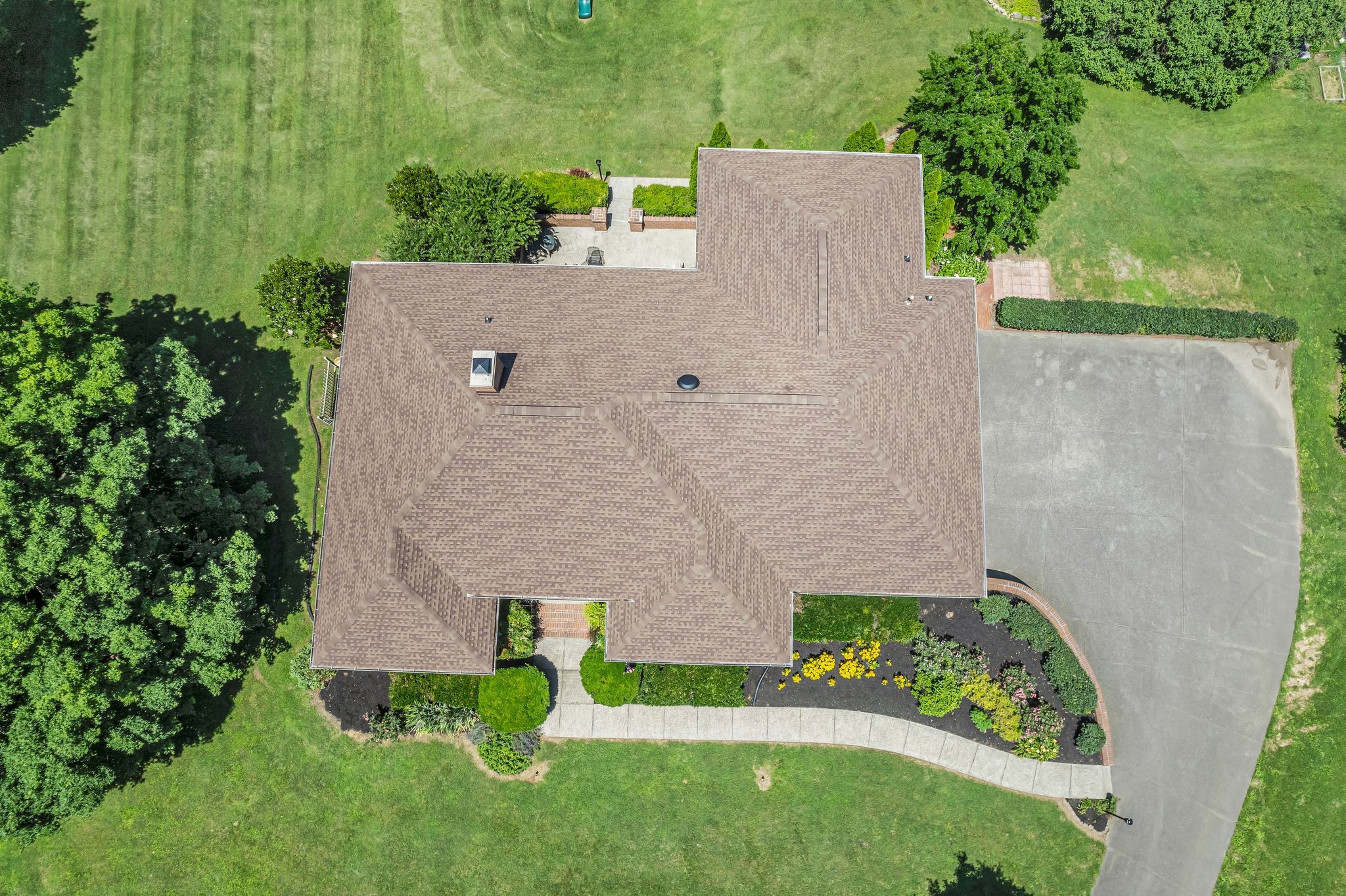 1651 Lawrence Lane Springfield, TN 37172 - Photo 55 of 56 an aerial view of a house with a yard