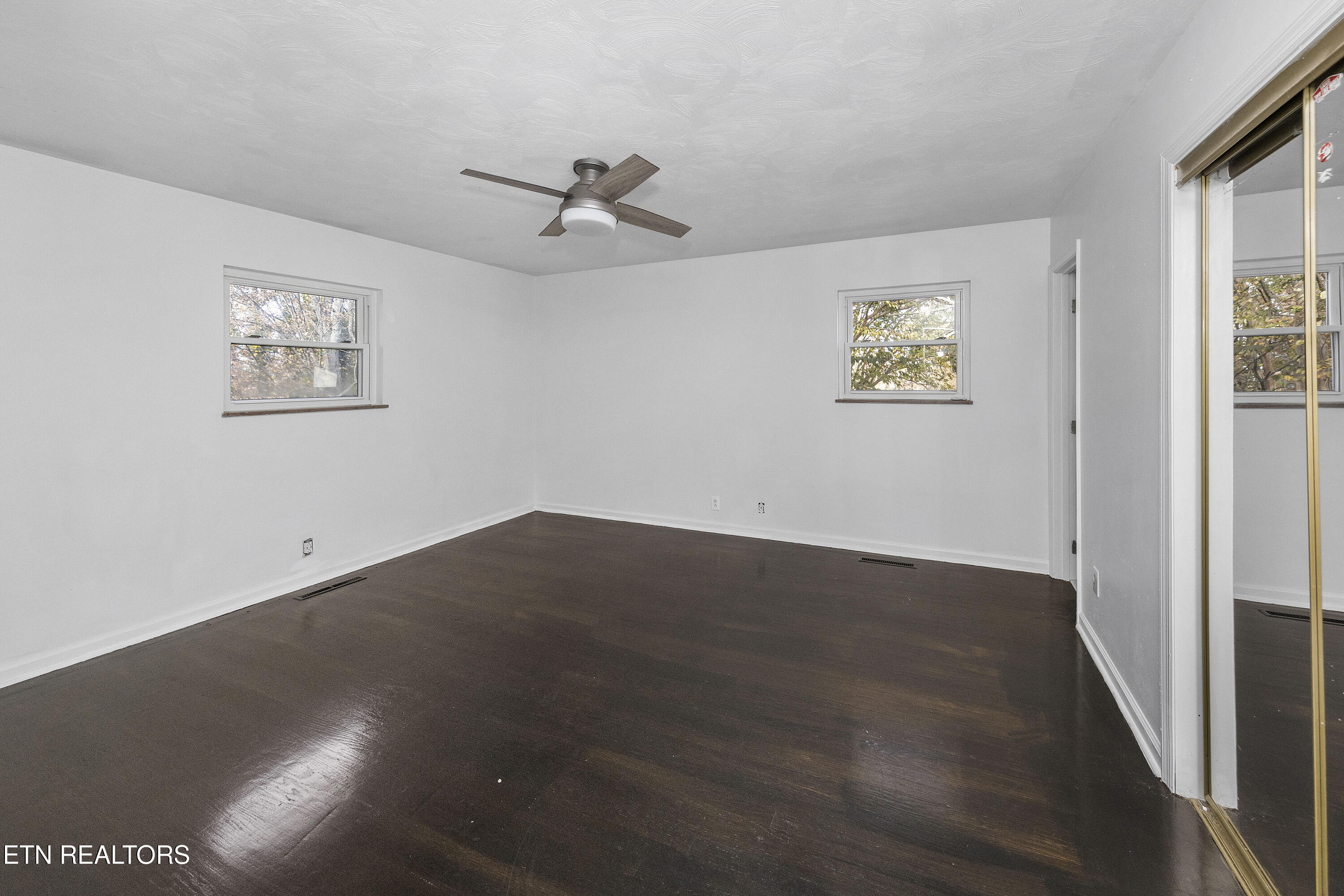 416 Kendall Road Knoxville, TN 37919 - Photo 15 of 25 L40A0024