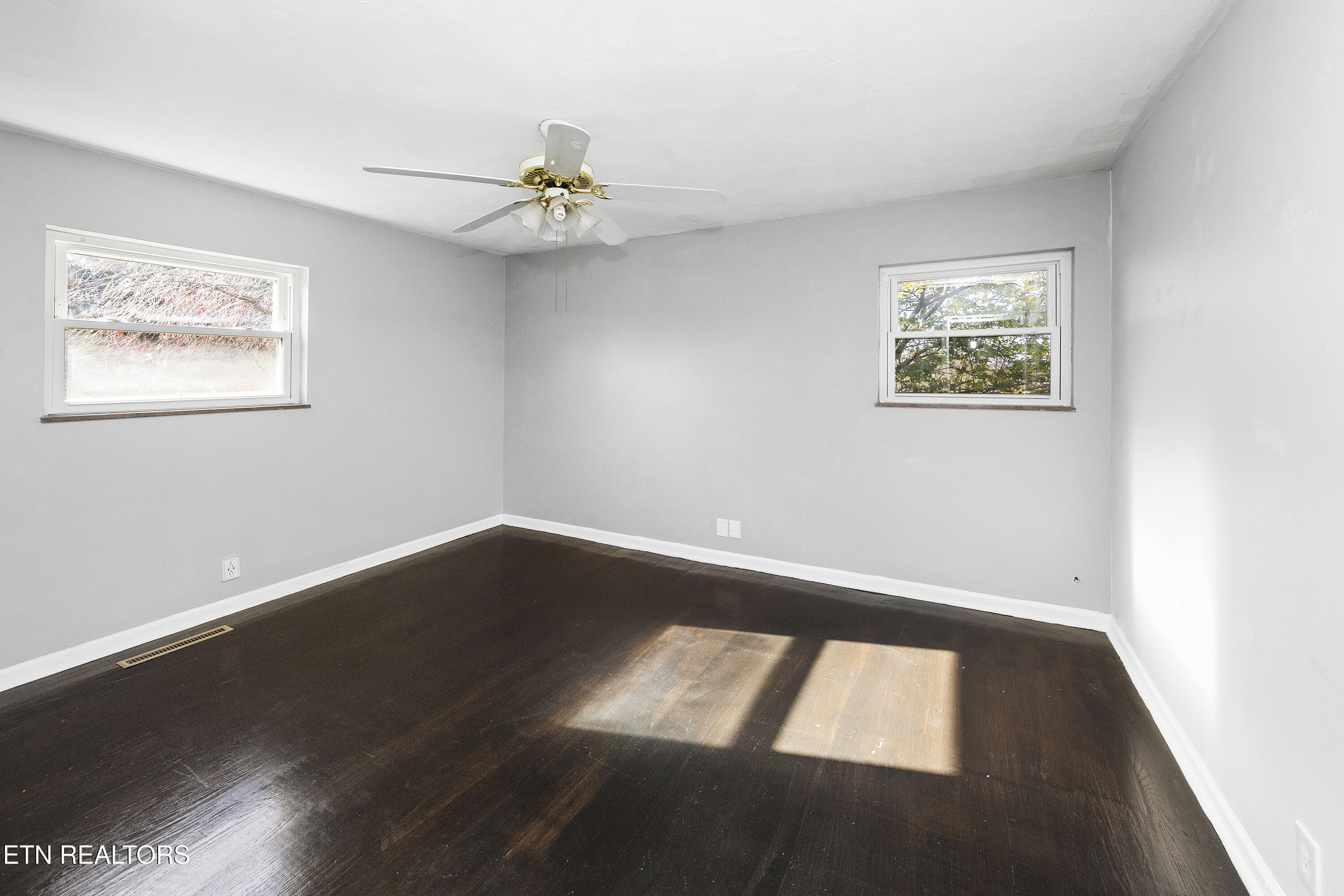 416 Kendall Road Knoxville, TN 37919 - Photo 16 of 25 L40A0023