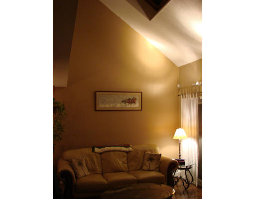 105 Pilgrim Road, Unit 105 Haverhill, MA 01832 - Photo 5 of 16 Gallery Image 5