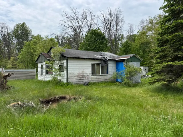 $40,000 | 399 West Baldwin Road, Baldwin, MI 49304