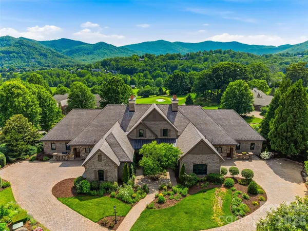 $3,299,000 | 9 Linkside Court, Arden, NC 28704