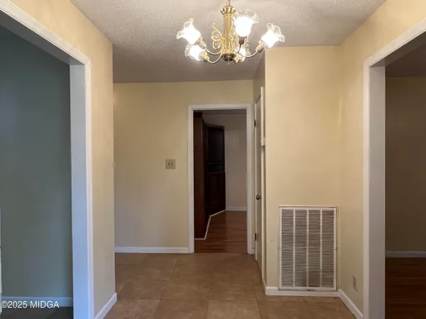 $1,700 | 3700 Dean Drive, Macon, GA 31216