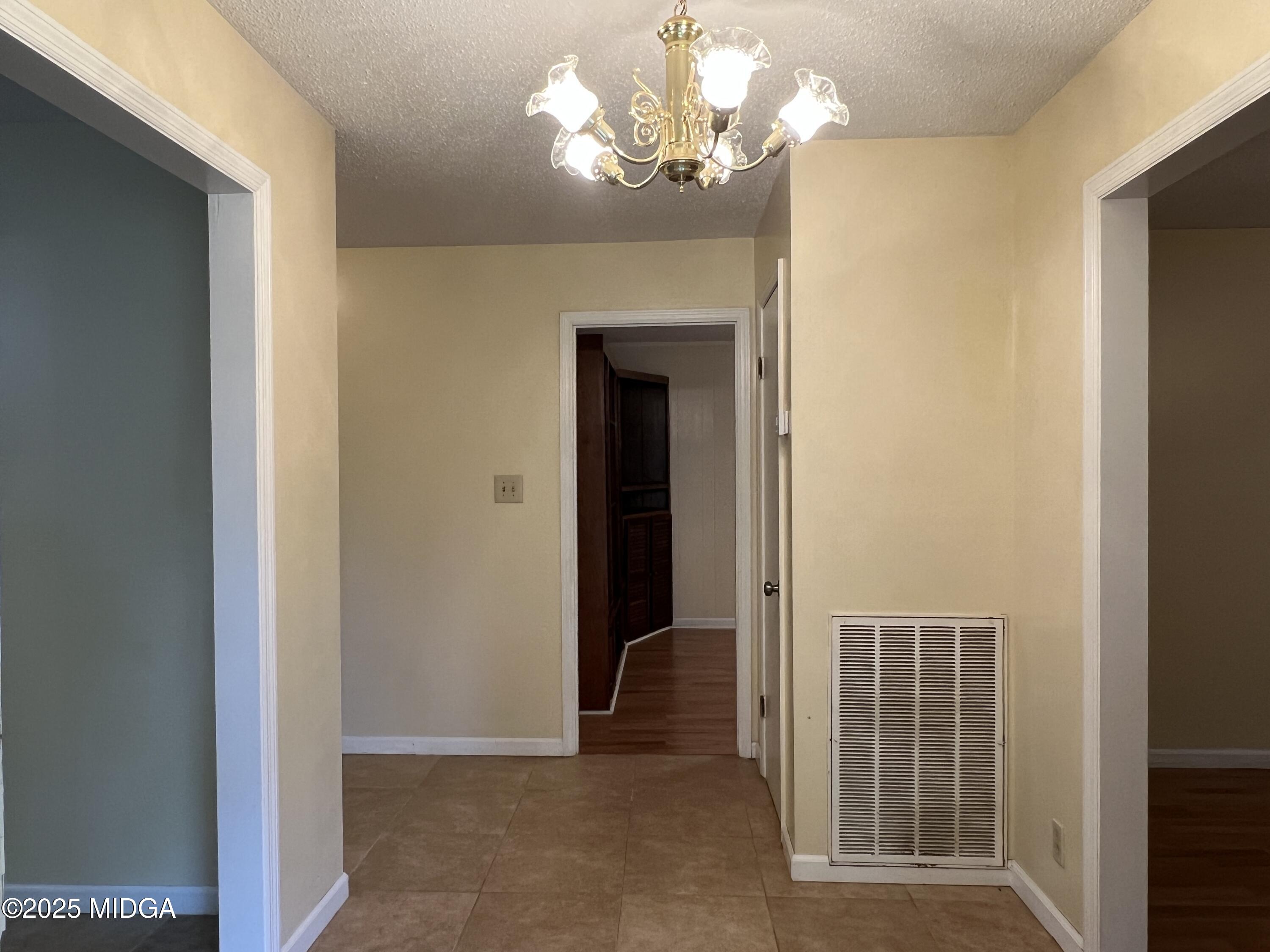 3700 Dean Drive Macon, GA 31216 - Photo 2 of 47 IMG_7063