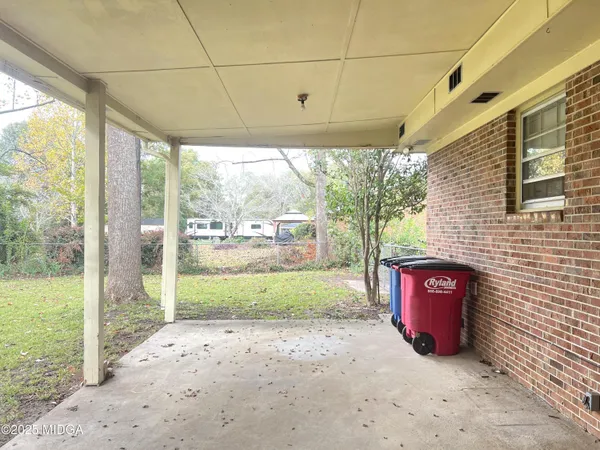 $1,700 | 3700 Dean Drive, Macon, GA 31216