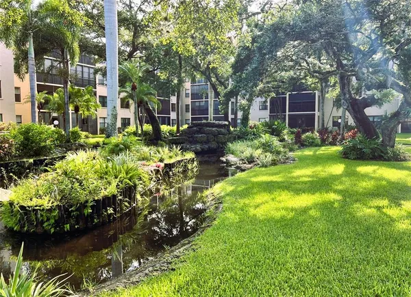 $1,350 | 425 30th Avenue West, Unit C309, Bradenton, FL 34205