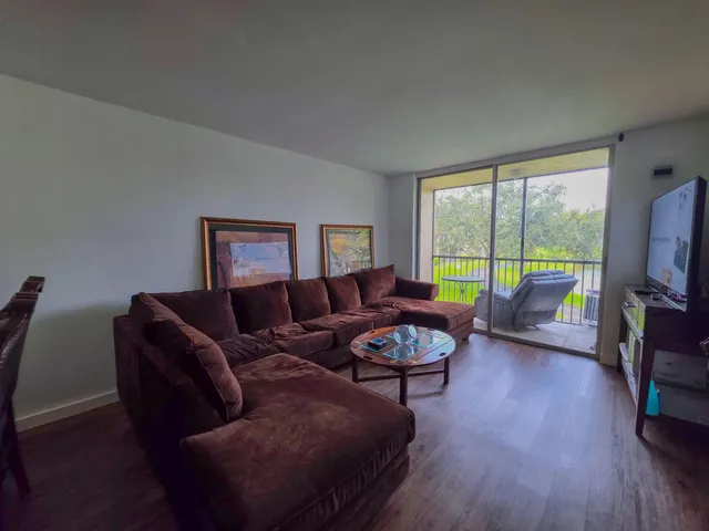 $212,000 | 7960 Northwest 50th Street, Unit 202, Lauderhill, FL 33351