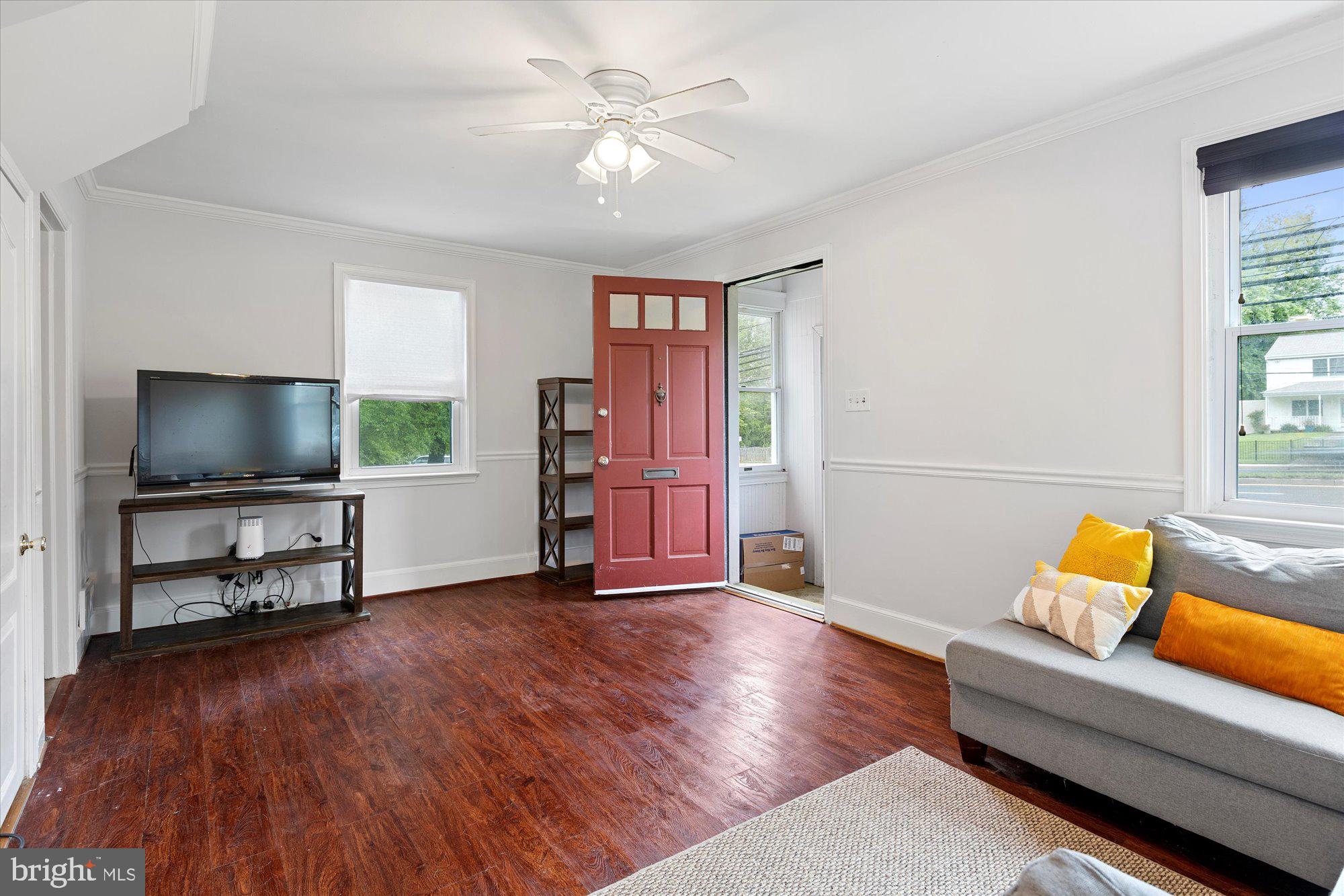 2904 Randolph Road Silver Spring, MD 20902 - Photo 3 of 18
