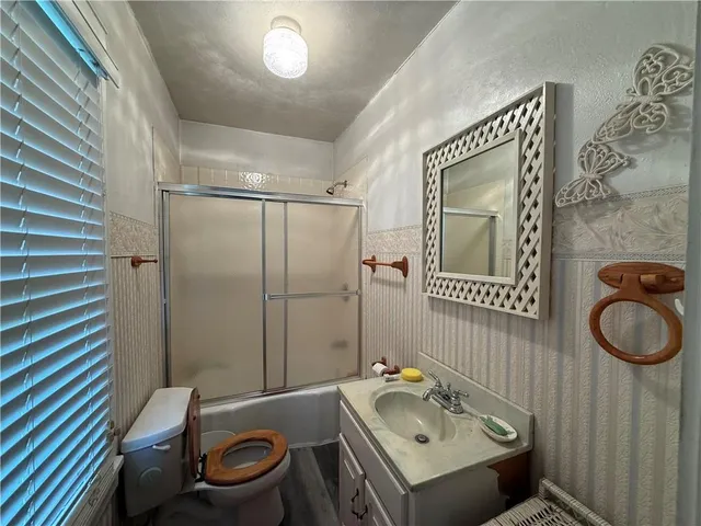 $53,000 | 24 Campbell Drive, Avella, PA 15312