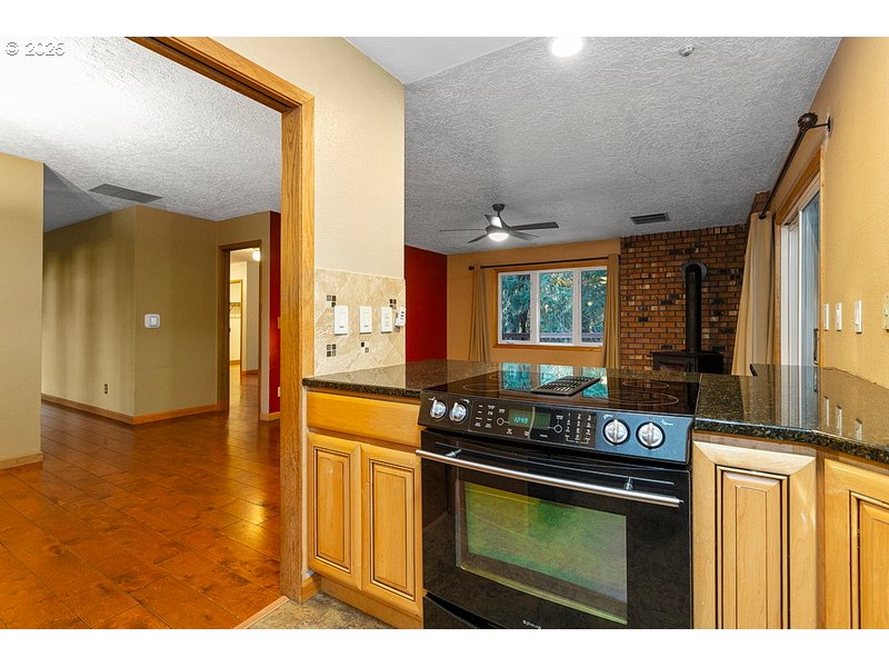 36700 Dubarko Road Sandy, OR 97055 - Photo 14 of 33 Gallery Image 14