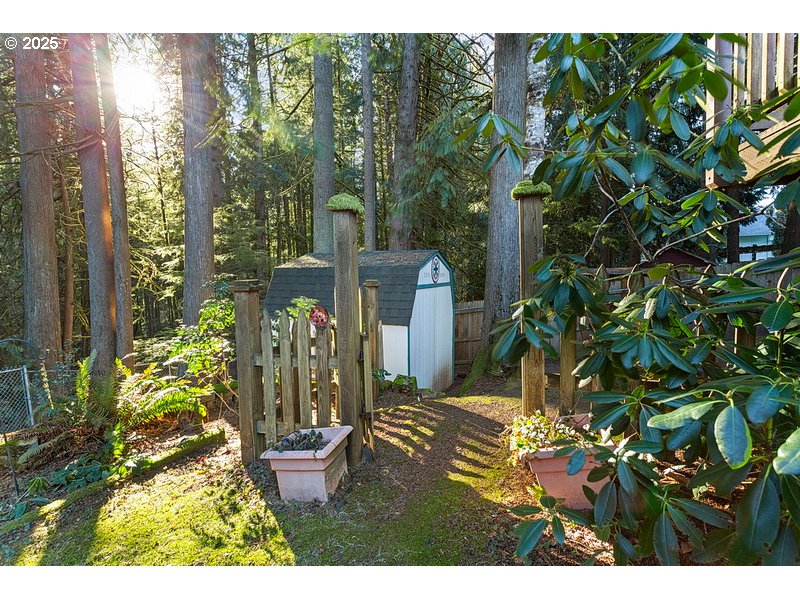 36700 Dubarko Road Sandy, OR 97055 - Photo 31 of 33 Shed