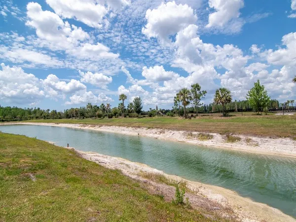 $6,000 | 32309 Rosewood Meadow Lane, Wesley Chapel, FL 33543
