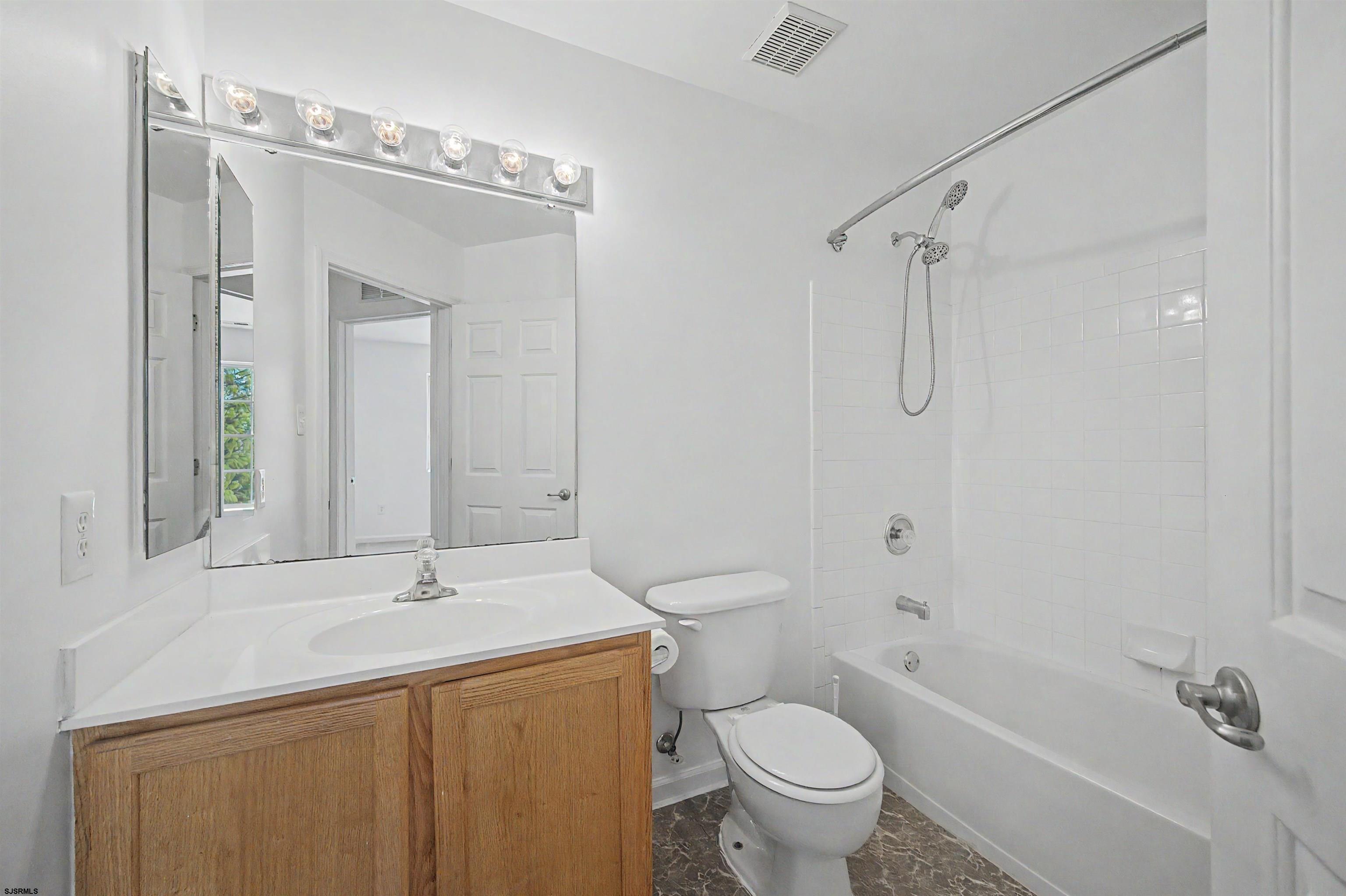 2 Bridle Path Court Sicklerville, NJ 08081 - Photo 15 of 22