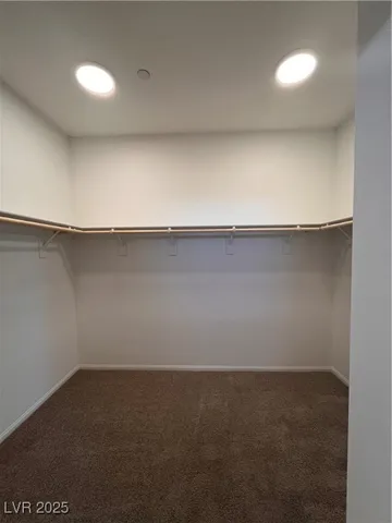 $2,500 | 8683 Luxuriant Avenue, Las Vegas, NV 89148