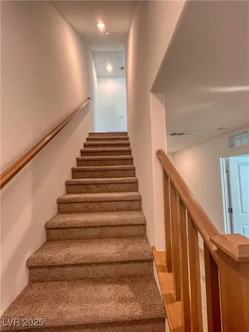 $2,500 | 8683 Luxuriant Avenue, Las Vegas, NV 89148