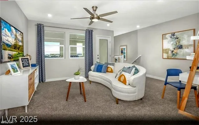 $2,500 | 8683 Luxuriant Avenue, Las Vegas, NV 89148