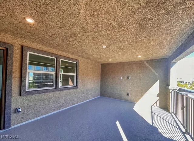 $2,500 | 8683 Luxuriant Avenue, Las Vegas, NV 89148