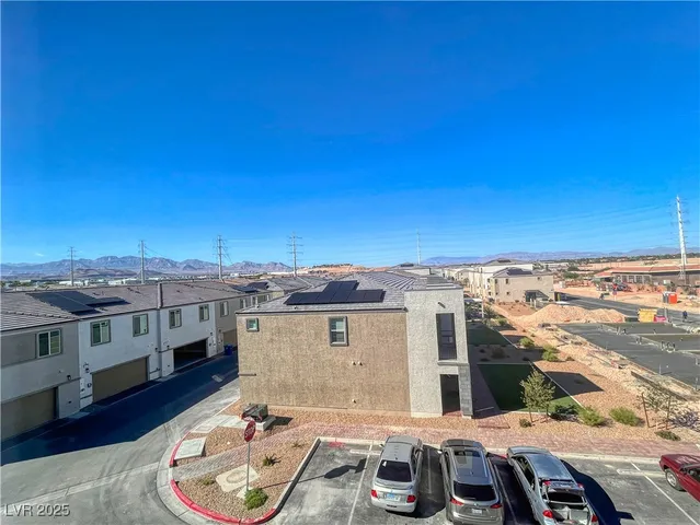 $2,500 | 8683 Luxuriant Avenue, Las Vegas, NV 89148