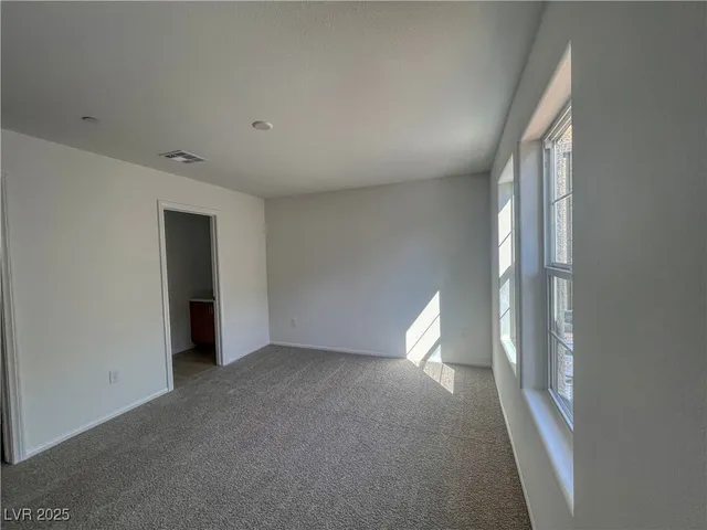 $2,500 | 8683 Luxuriant Avenue, Las Vegas, NV 89148