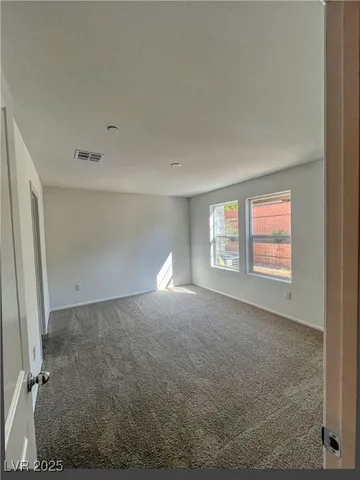 $2,500 | 8683 Luxuriant Avenue, Las Vegas, NV 89148