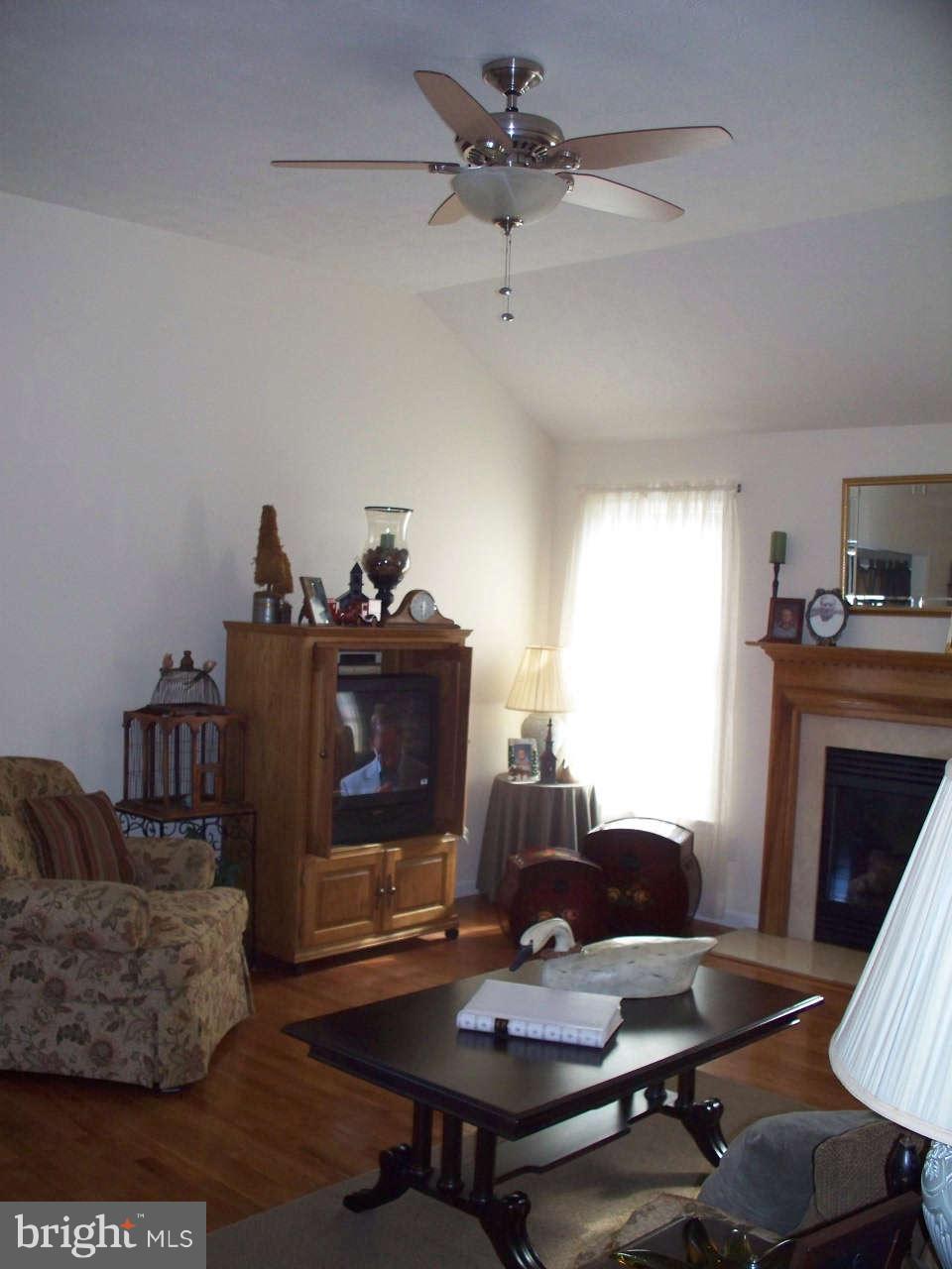101 Love Run Road Colora, MD 21917 - Photo 7 of 23 Living Room