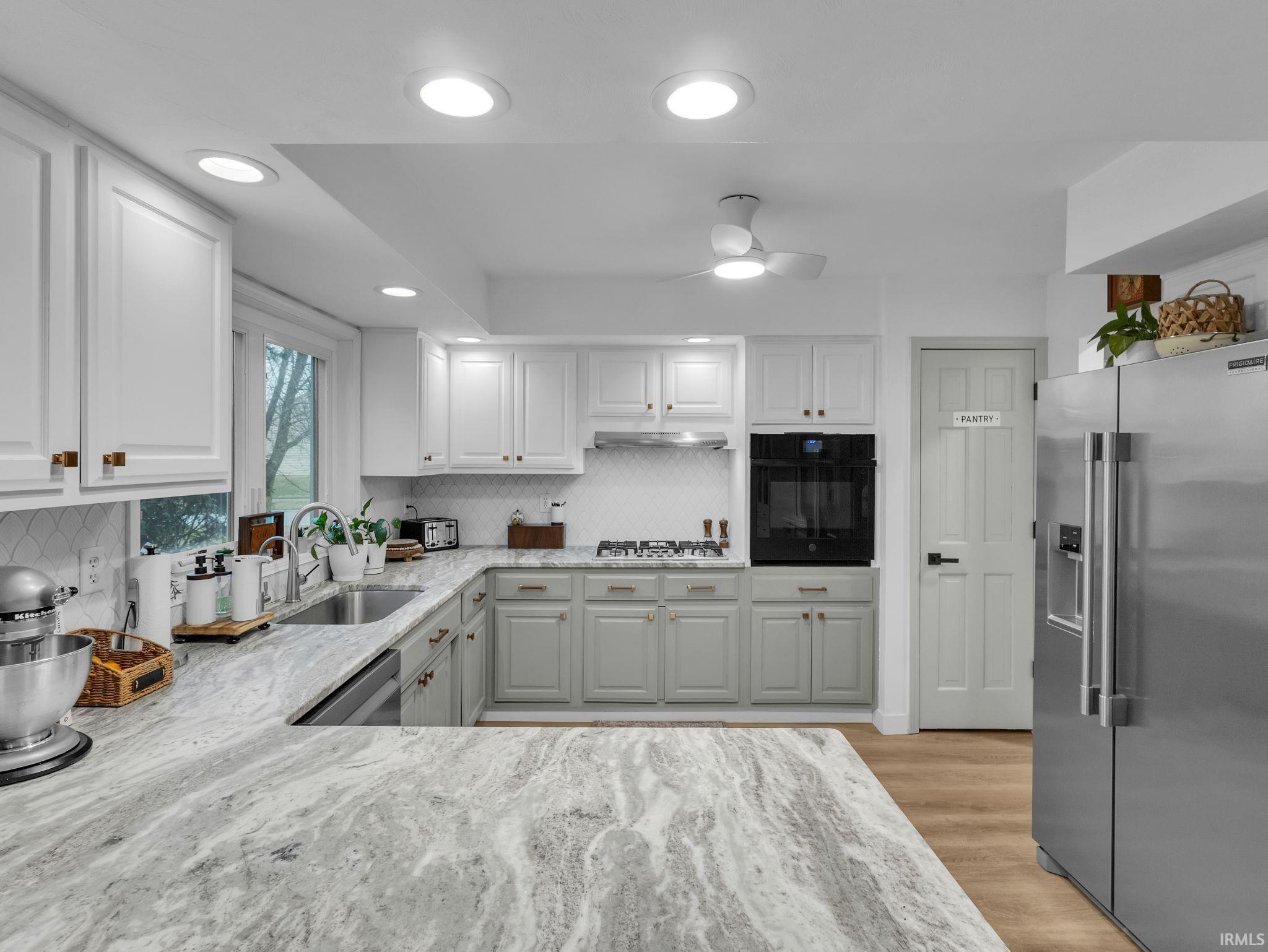 10912 Current Cove Fort Wayne, IN 46845 - Photo 12 of 36