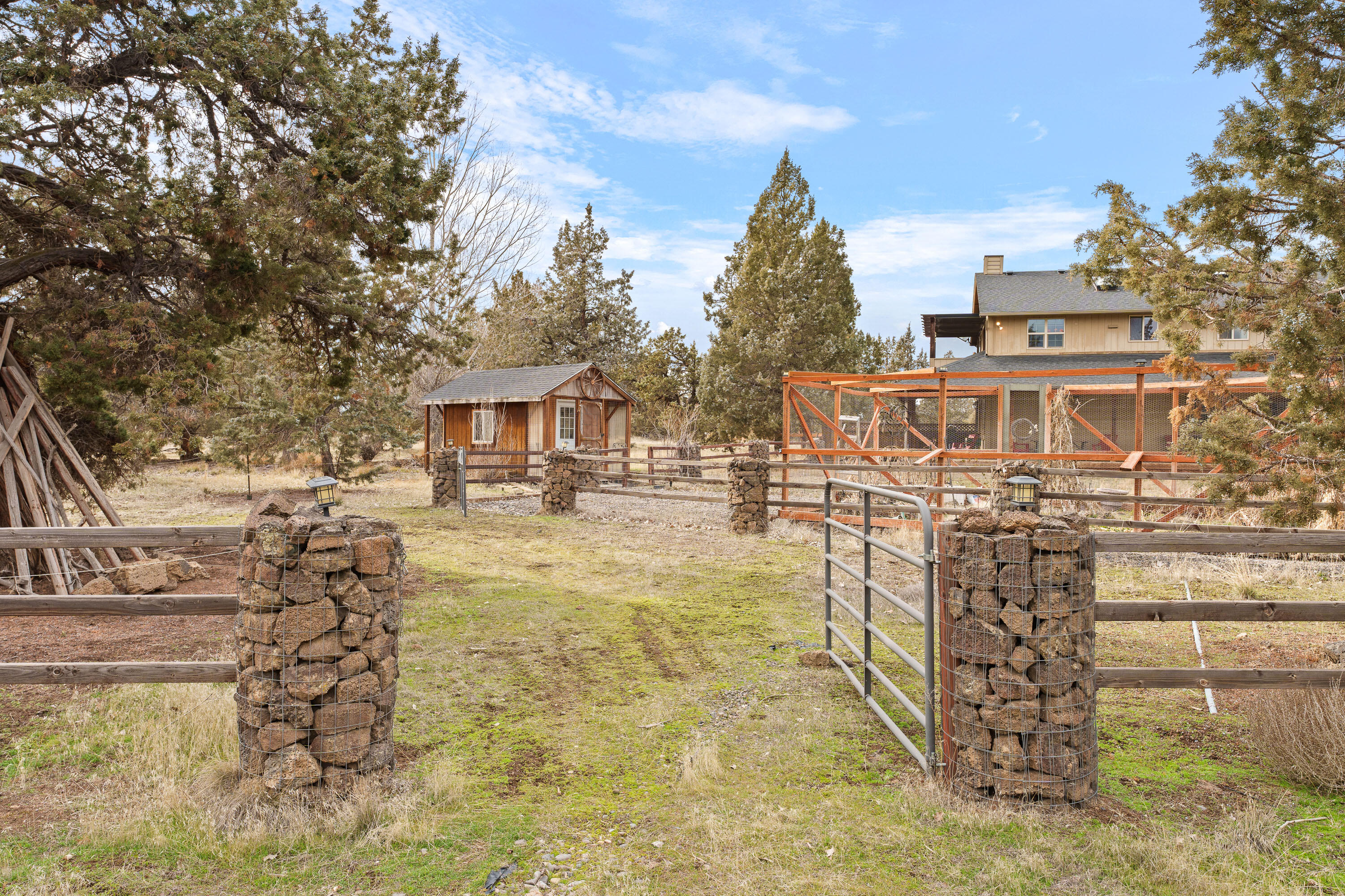 5871 Southwest Badger Road Terrebonne, OR 97760 - Photo 42 of 50 DSC02742