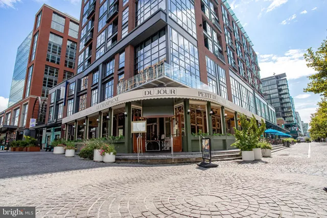 $1,649,000 | 1404 Massachusetts Avenue Southeast, Washington, DC 20003