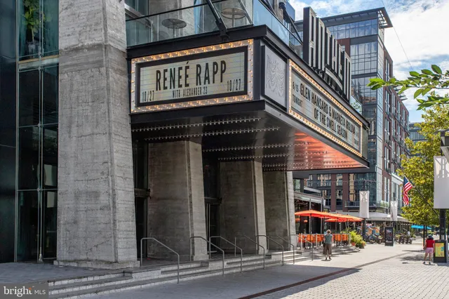 $1,649,000 | 1404 Massachusetts Avenue Southeast, Washington, DC 20003