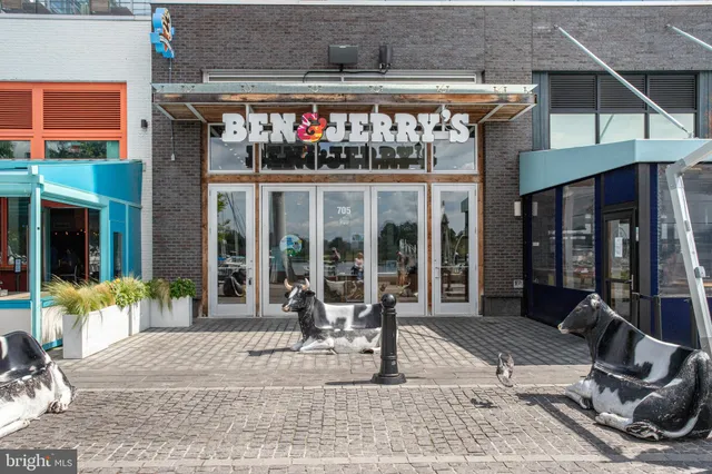 $1,674,000 | 1404 Massachusetts Avenue Southeast, Washington, DC 20003