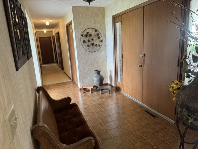 428 Overlook Court Geneseo, IL 61254 - Photo 12 of 55