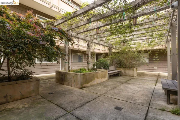 $570,000 | 2601 College Avenue, Unit 108, Berkeley, CA 94704