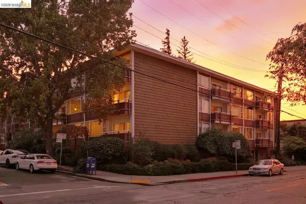 $570,000 | 2601 College Avenue, Unit 108, Berkeley, CA 94704