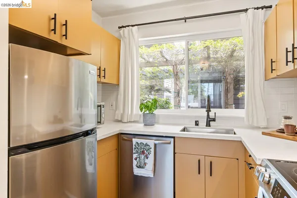 $570,000 | 2601 College Avenue, Unit 108, Berkeley, CA 94704