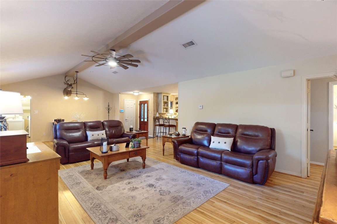 142 Sentinel Oaks Pinehurst, TX 77362 - Photo 7 of 41