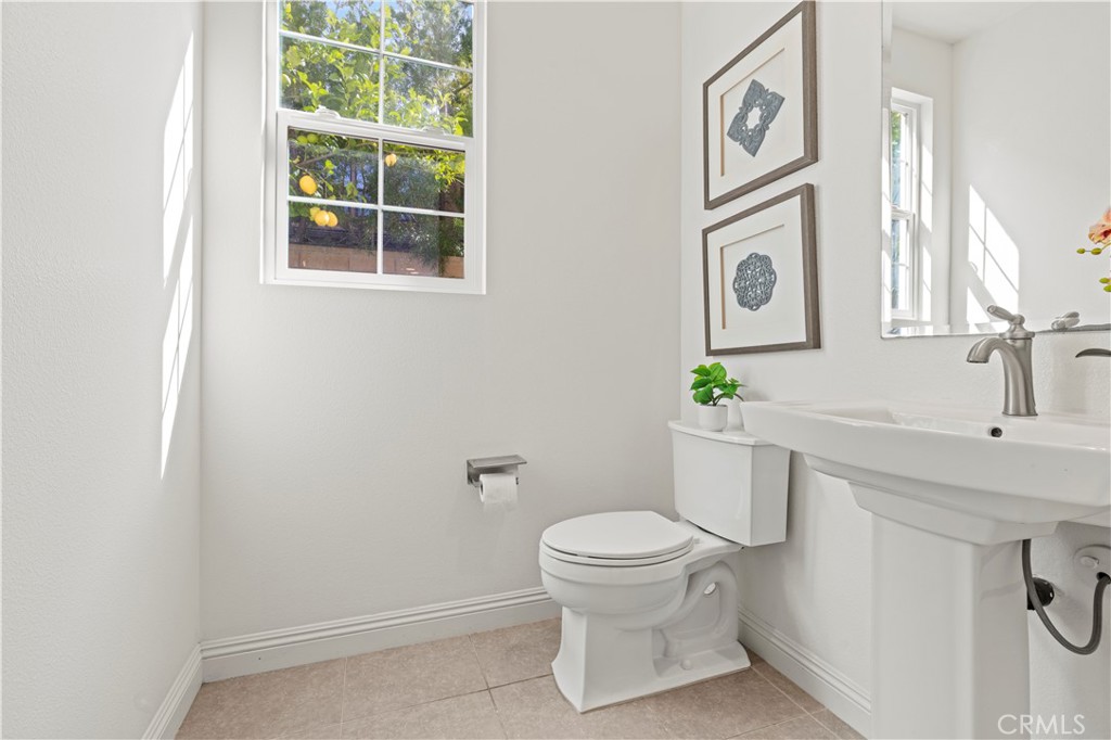 111 Cruiser Irvine, CA 92618 - Photo 32 of 75