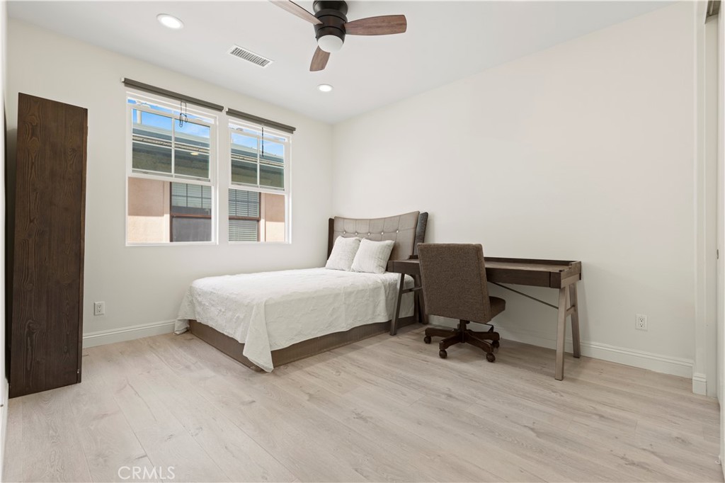 111 Cruiser Irvine, CA 92618 - Photo 56 of 75